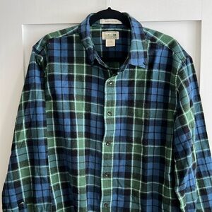 Men’s, large slightly fitted flannel